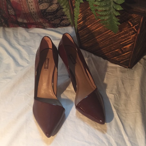 Arezzo heels/closed toe sz 39 excellent condition - Picture 3 of 6